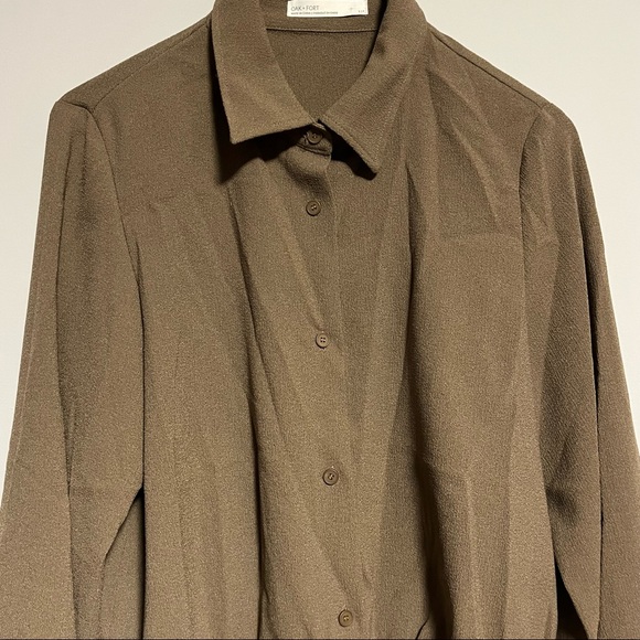 Oak + Fort Long Sleeve Collared Top Blouse Buttons Elastic Hem and Cuffs Small - Picture 3 of 7
